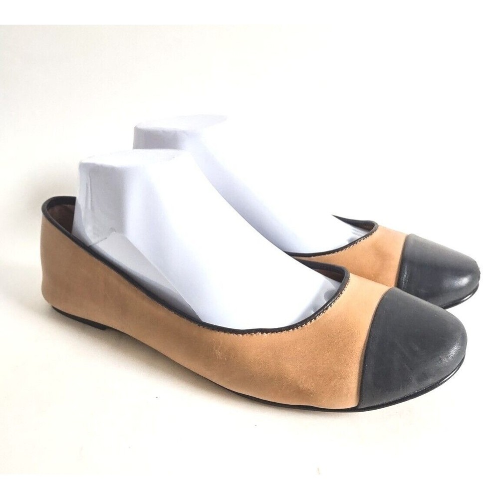 Fossil Leather Ballet Flats Beige Tan Black Cap Toe Womens Size 9.5 / 41 Preppy